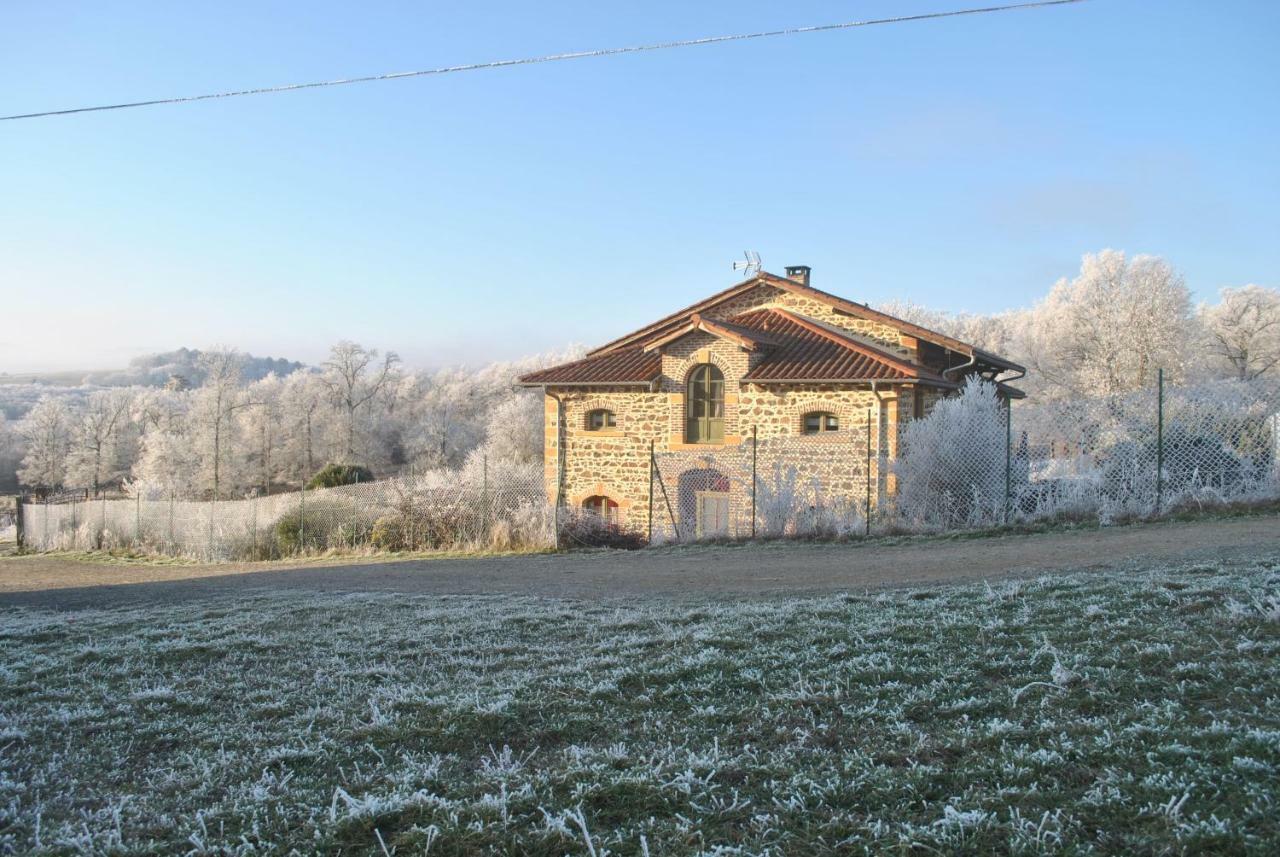 Domaine De La Poyat Acomodação com café da manhã Légny Exterior foto